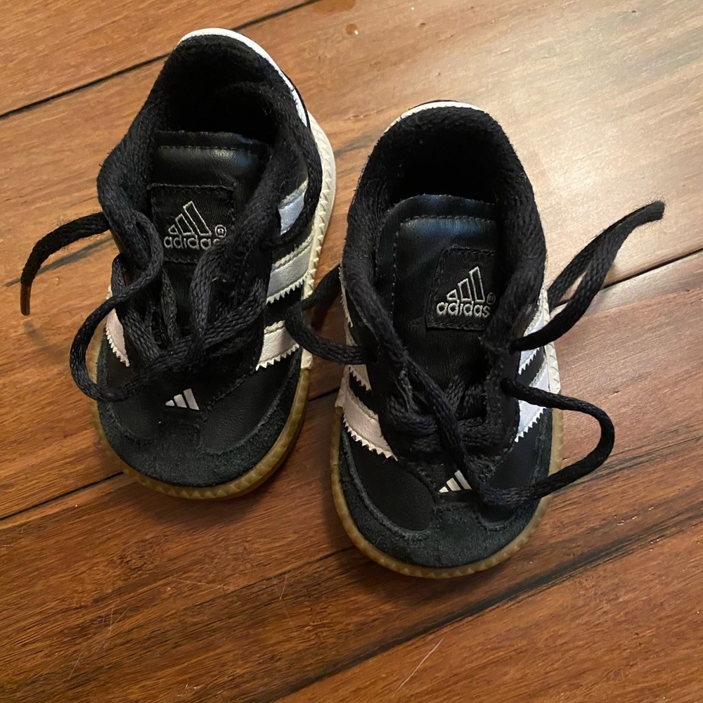Baby Adidas Samba